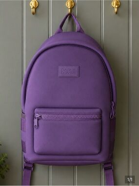 Dagne Dover Medium Dakota Backpack – Purple Neoprene